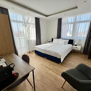 Ostello Rooftop City With Deep Garage, Budapest