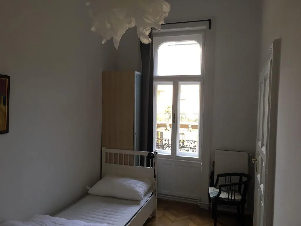Klauzal Apartman Budapest Hostel